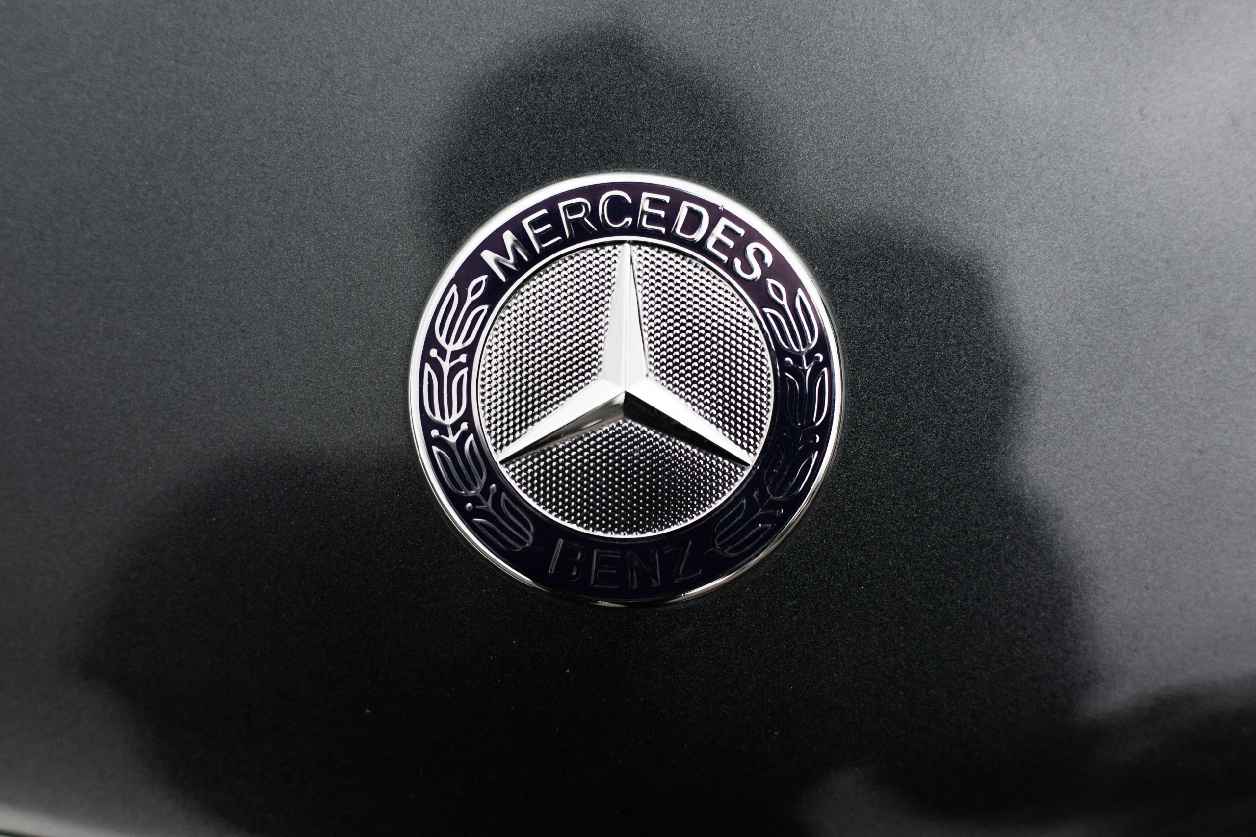 godwill-gira-mude-HdDA4GFITVs-unsplash